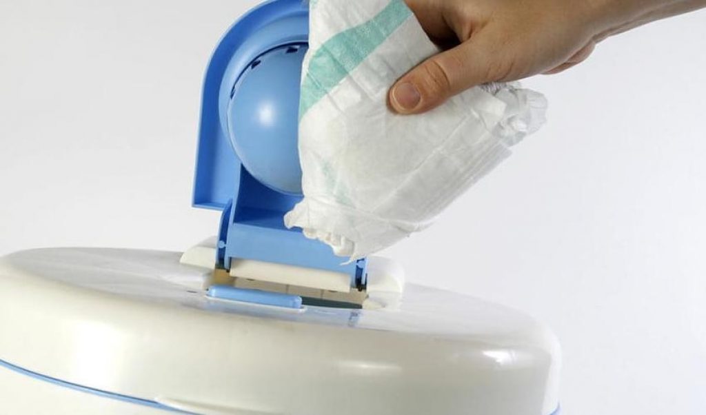 Best Diaper Pails To Buy in 2021 Top Diaper Pails Best Diaper Pail 2021